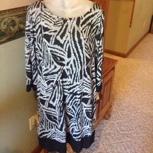 TIANA B. Dress Size 16