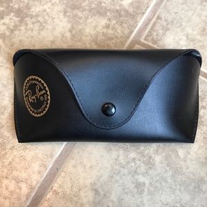Ray-Ban glasses case - black