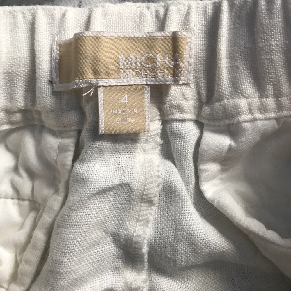 Shorts - Picture 2 of 3