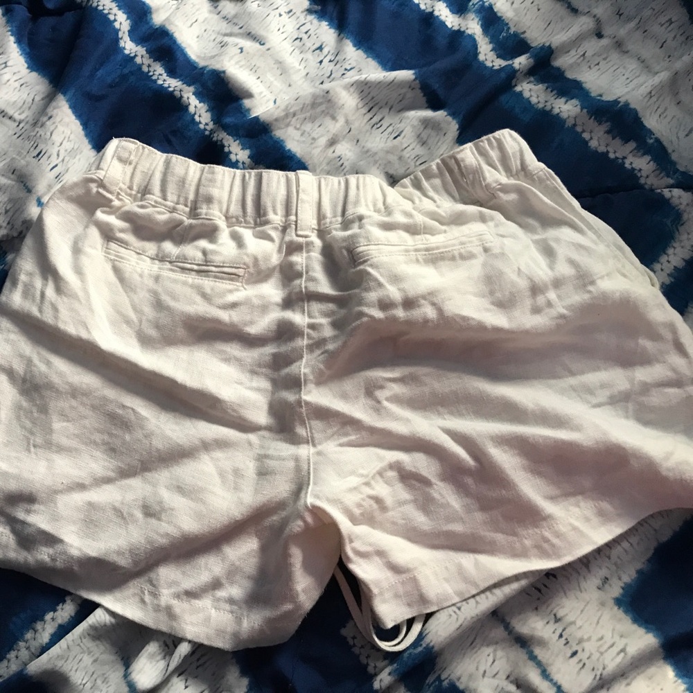 Shorts - Picture 3 of 3