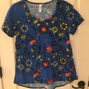 Lularoe Classic Tee
