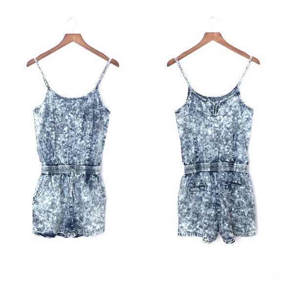 π΅HPπ΅Denim Romper - Picture 2 of 6