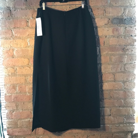 Michele Black Left Split Skirt with Belt Hoops - Picture 2 of 3