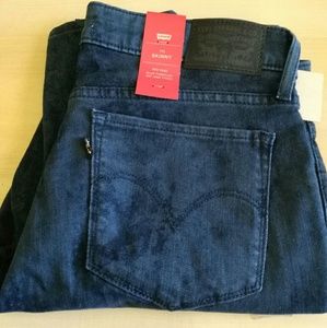 Levi's 711 Skinny Jeans