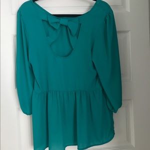 bow back blouse