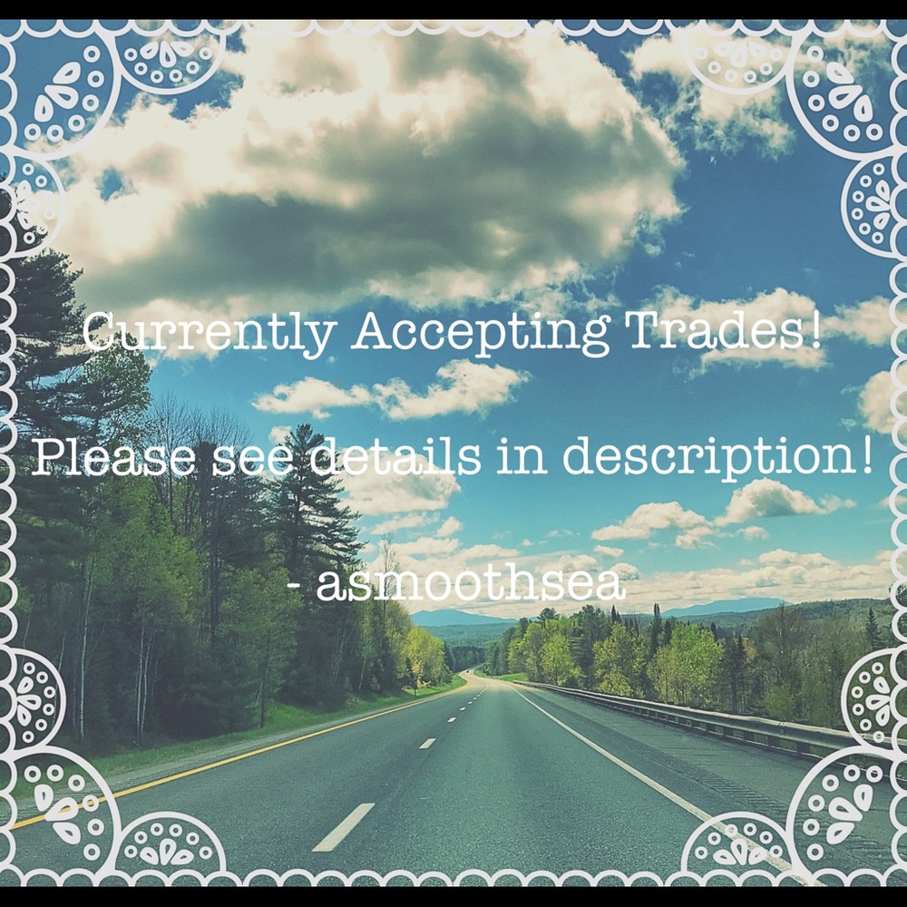 🌺Trades Considered! Info in description! 🌺