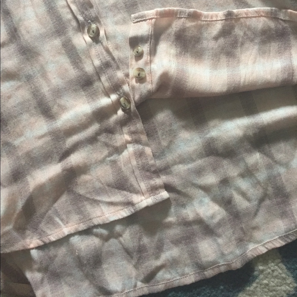 Sooo soft plaid shirt - Picture 4 of 9