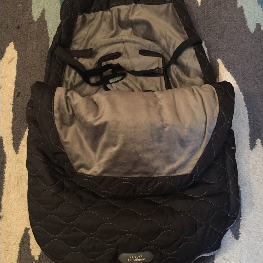 JJ Cole urban bundle me car seat/stroller cover