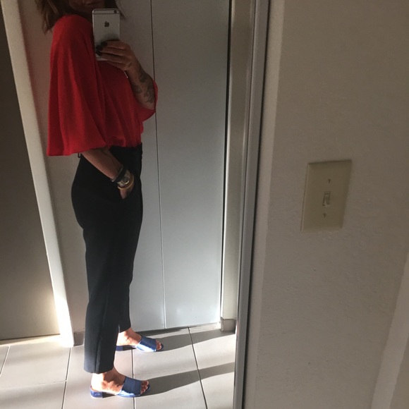 π΅HPπ΅Red Draped Top - Picture 8 of 8