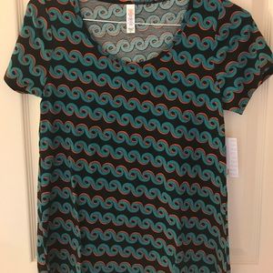 Lularoe Classic Tee