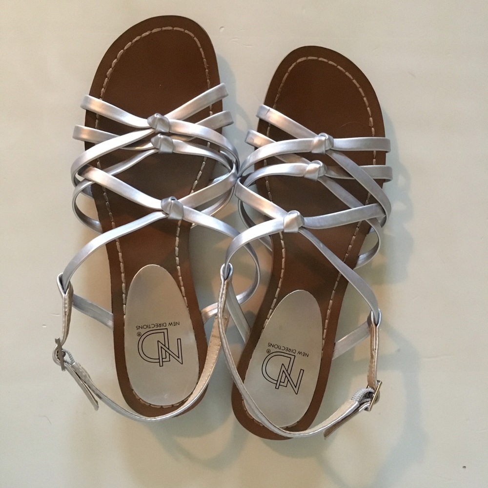 Silver strapy sandles/ flats