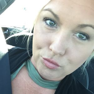 Meet your Posher, Jovann