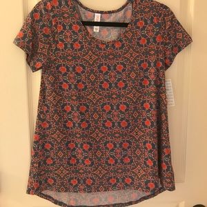 Lularoe Classic Tee