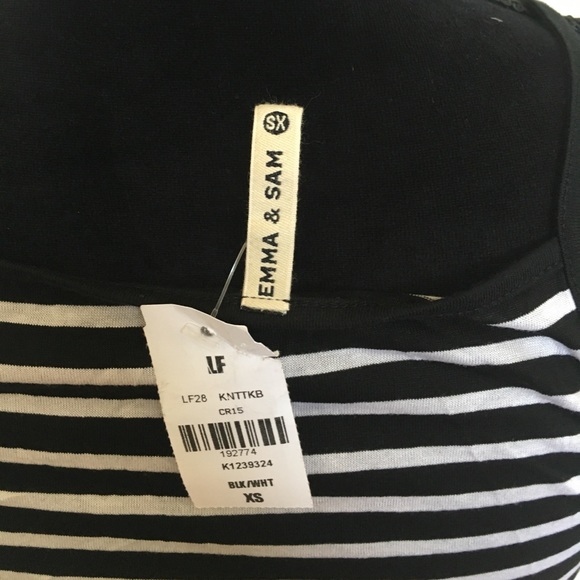 Oh what a pretty neck - Picture 5 of 6