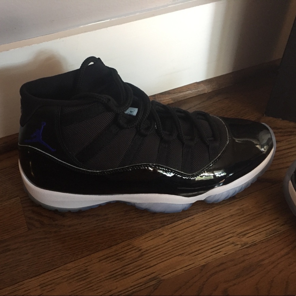 Jordan size 12  11 Retro