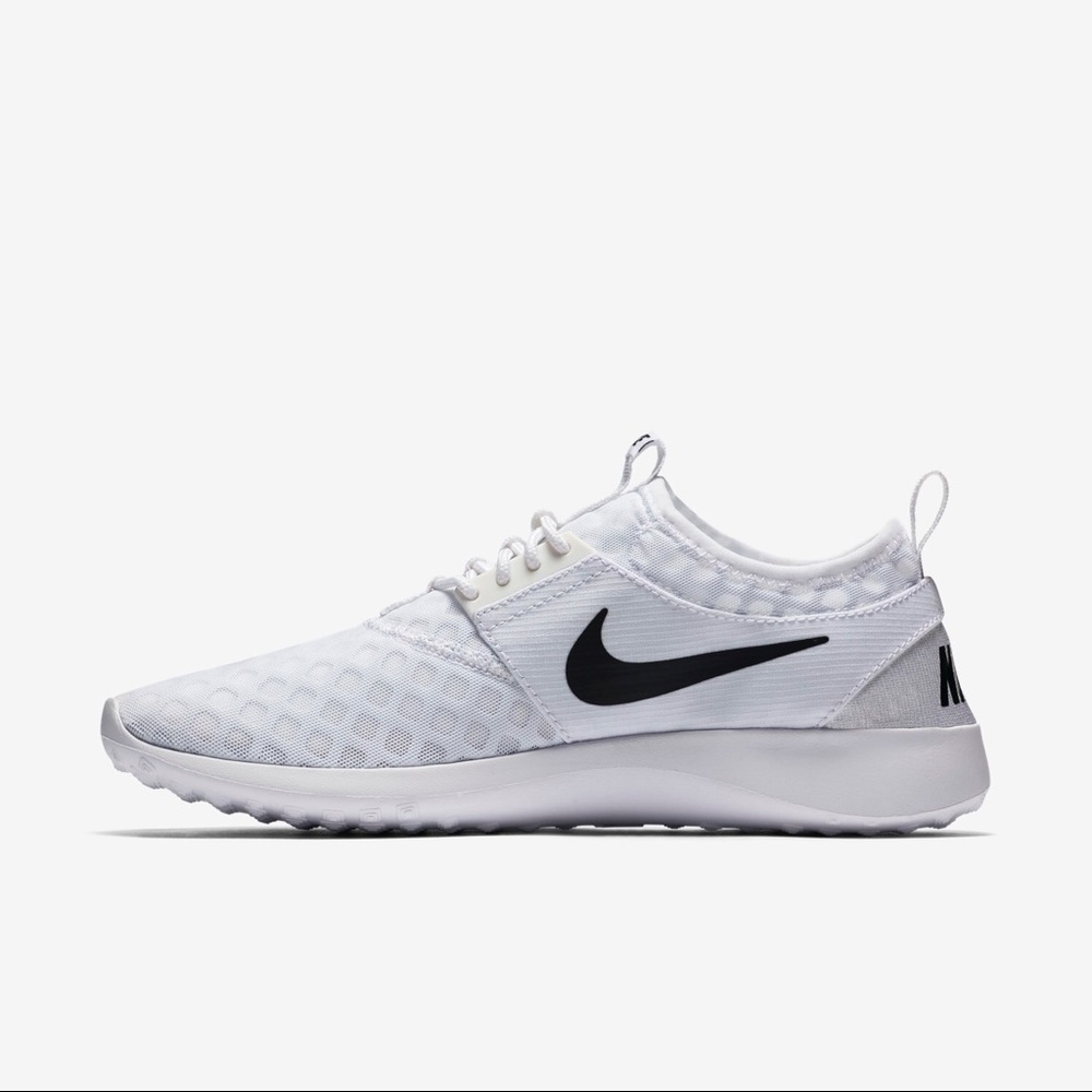 Nike Women's Juvenate Shoes
