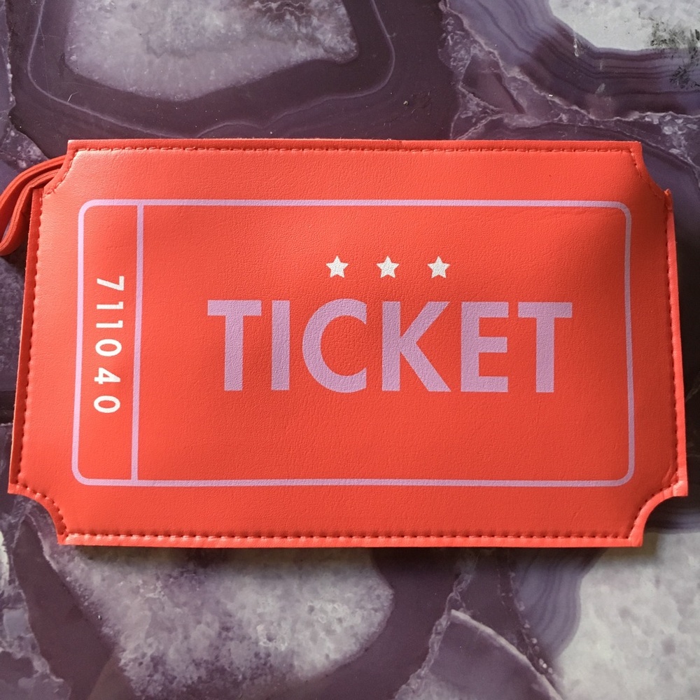 SOLD FREE Makeup bag