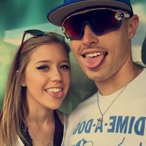 Meet your Posher, Carissa