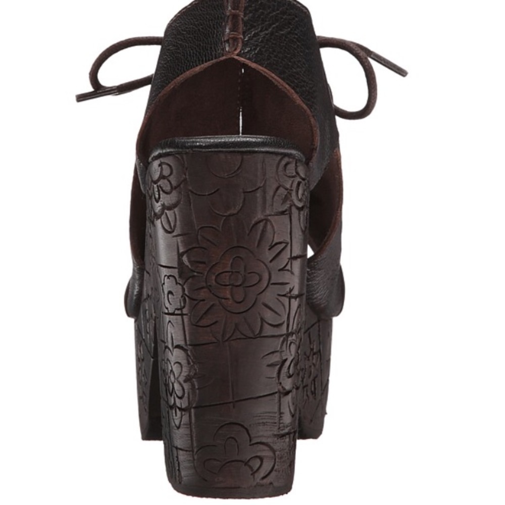 NEW FP Farrah Clogs Etched Wooden Platform Sandals - Picture 3 of 5