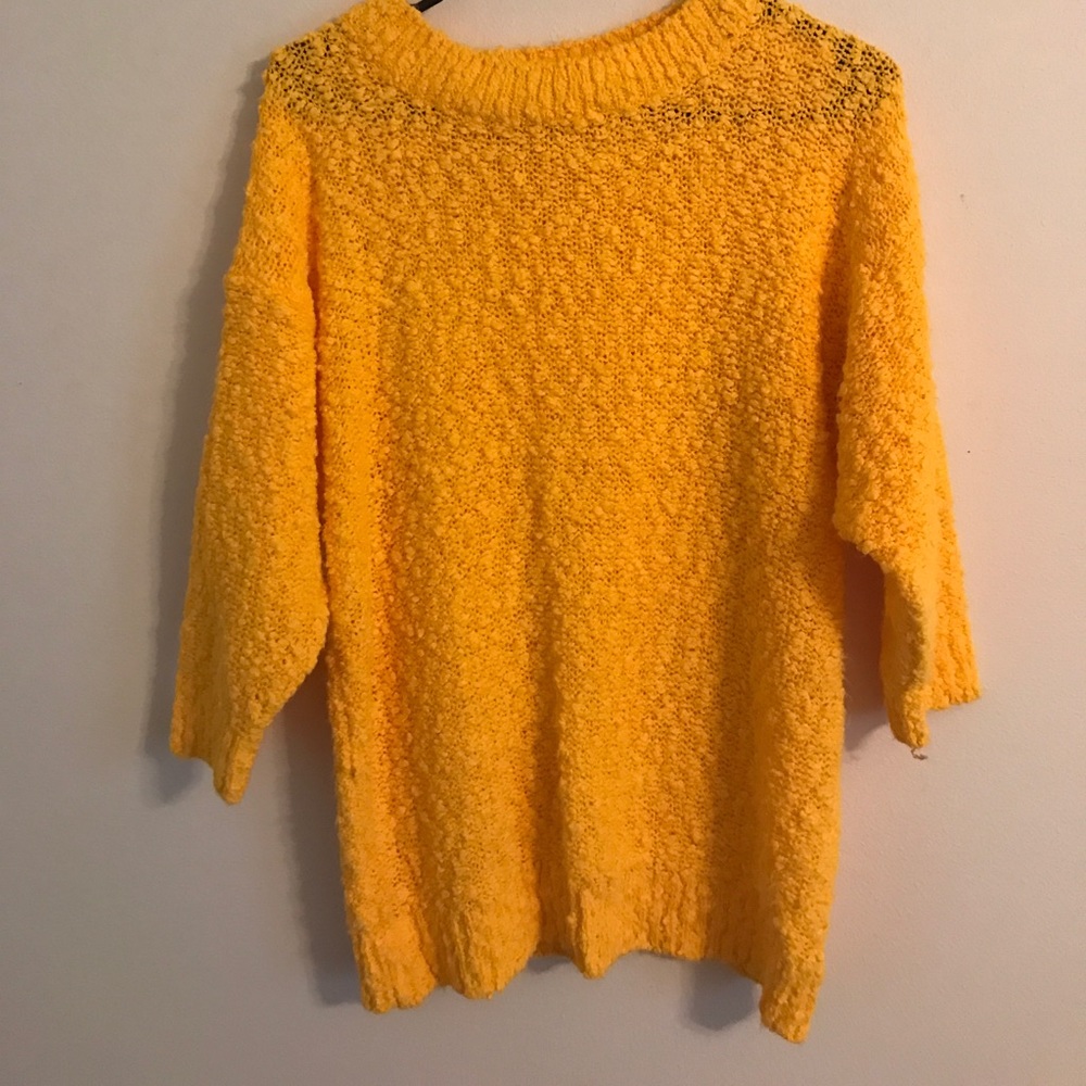 ⚡️SALE⚡️ Textured yellow sweater