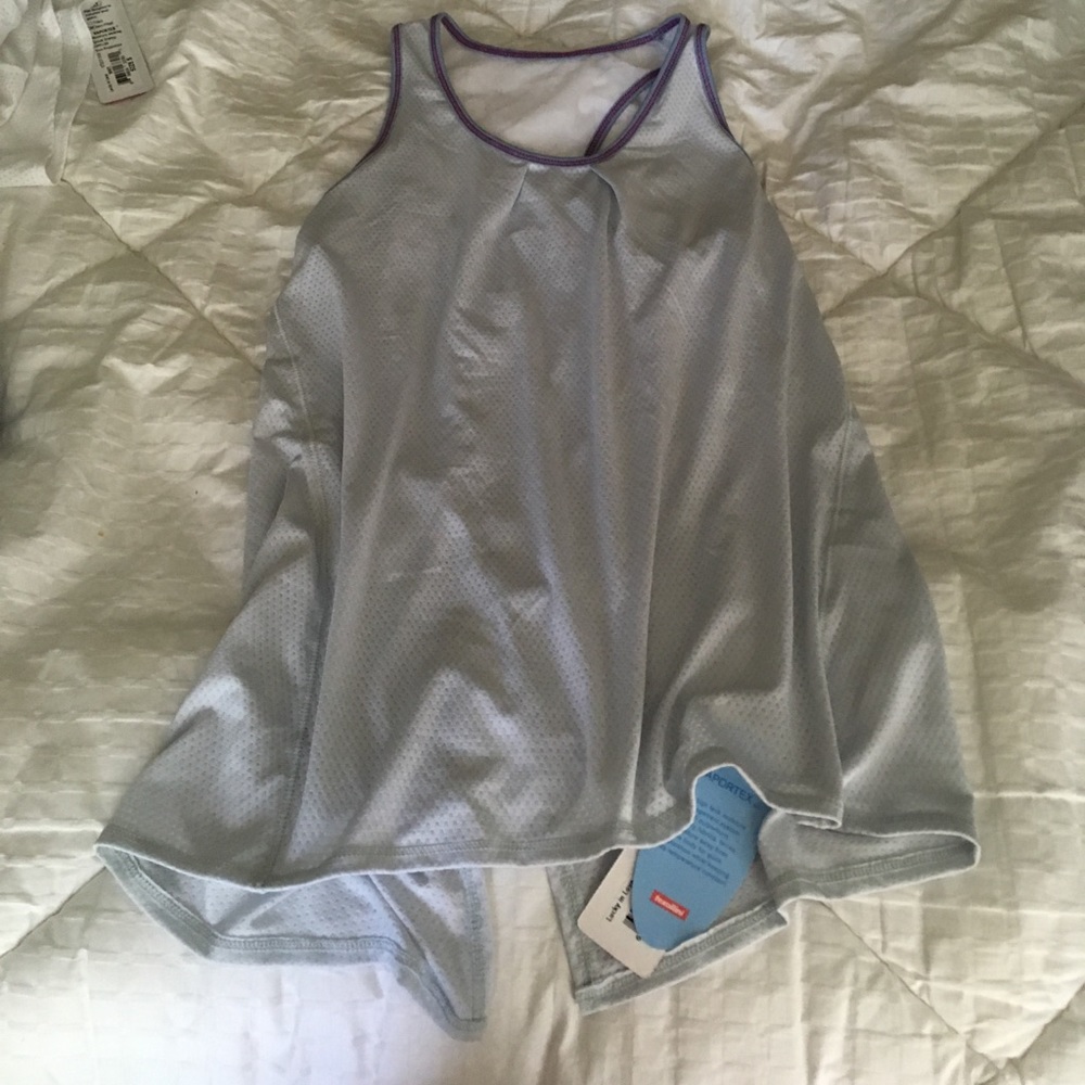 Tennis tank