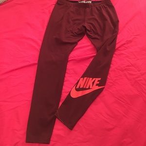 Red Nike leggings