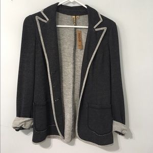 Gray lightweight cotton blend blazer