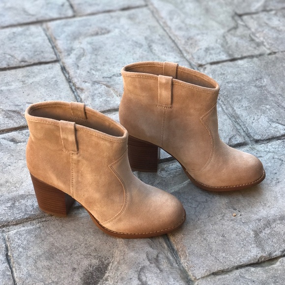 Cream Genuine Suede Western Chunky Heel Ankle Boot - Picture 7 of 8