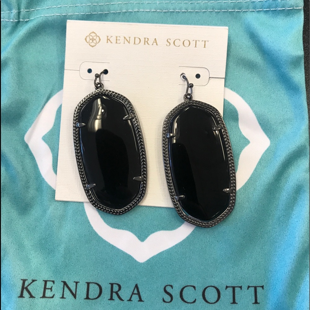 Kendra scott Danielle earrings