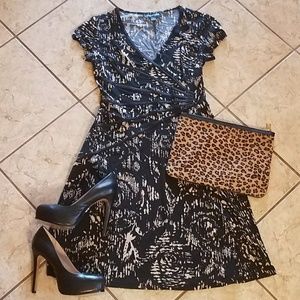 Cute cream and black dress EUC!
