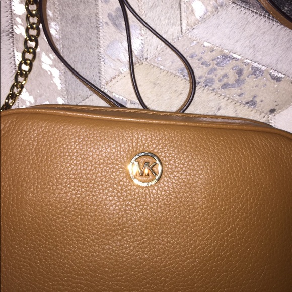 Michael Kors Crossbody - Picture 2 of 4