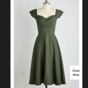 Modcloth Stop Staring "Pine All Mine" dress, M