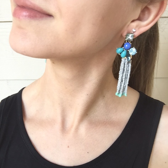 ❌LAST CHANCE❌Rhinestone Tassel Earrings - Picture 2 of 7