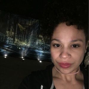 Meet your Posher, Lizbeth