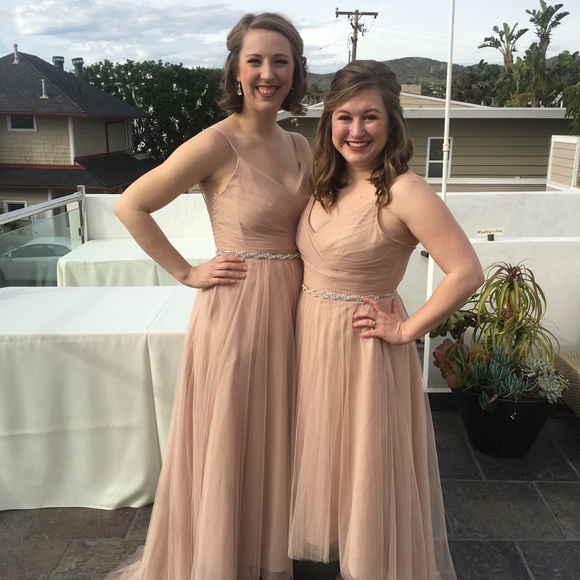 Meet your Posher, Meghan - Picture 3 of 4