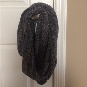 Lululemon Vinyasa Scarf