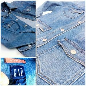Gap Jackets & Coats - Stylish Jean Jacket Gap Jackets & Coats - Stylish Jean Jacket