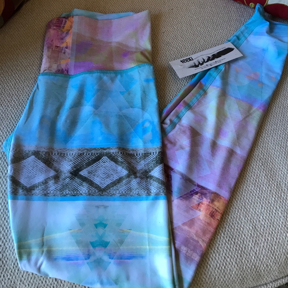 Teeki yoga pants