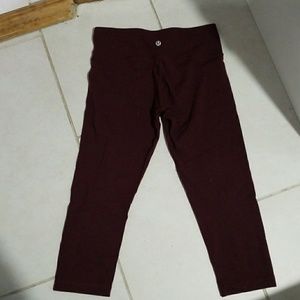 lulemon Wunder Under Bordeaux drama