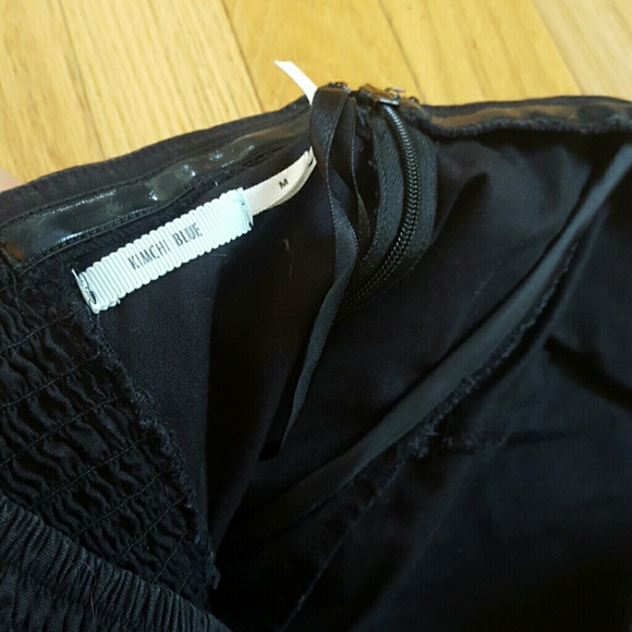 SOLD💕 FLORAL STRAPLESS ROMPER🌹🌸 - Picture 5 of 7