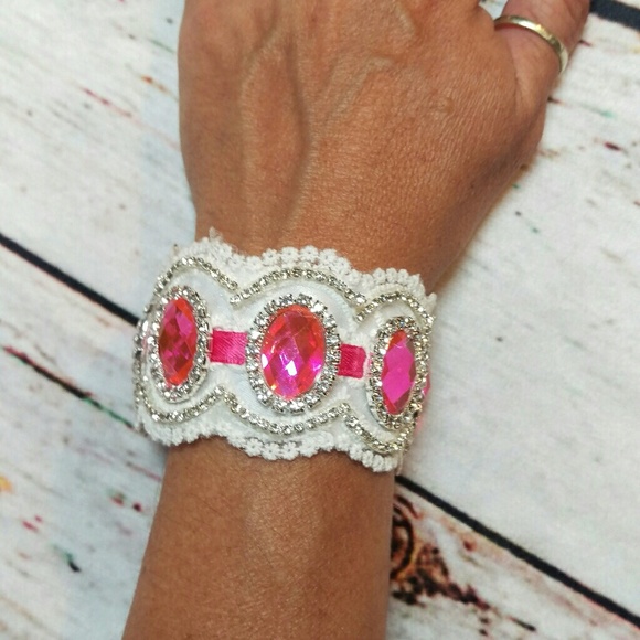 Rhinestone bracelet - Picture 1 of 2