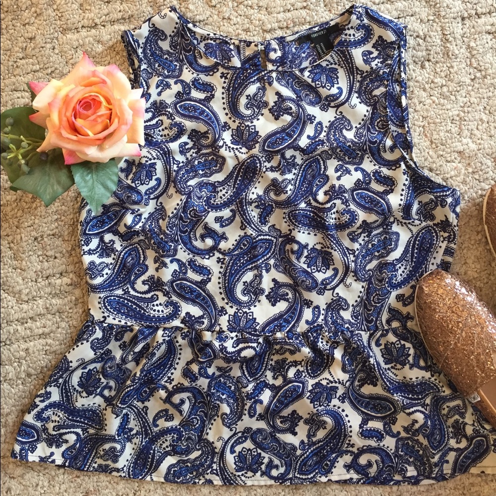 BOGO • paisley peplum blouse 🏙