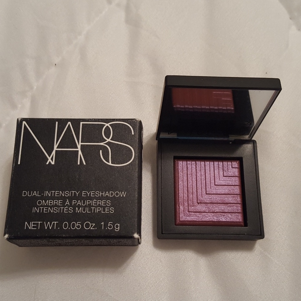 New NARS Dual Intensity Eyeshadow in DESDEMONA