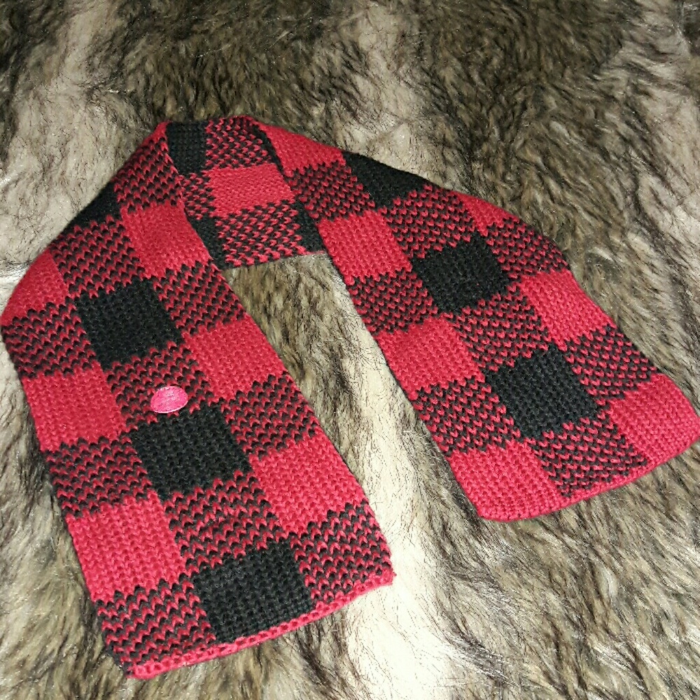 Gap scarf
