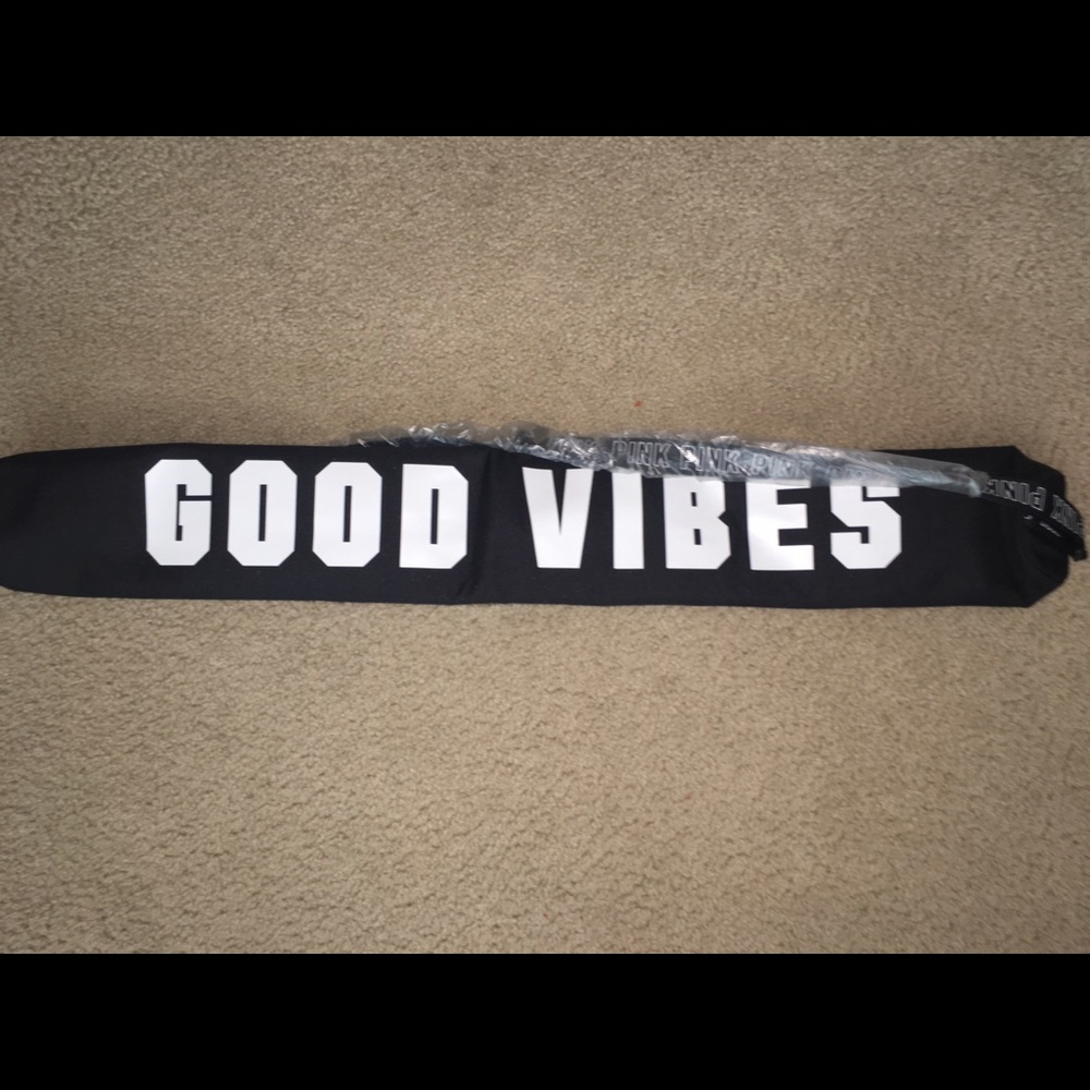 VS PINK sling cooler