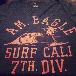 American Eagle V-neck