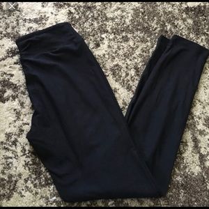 OS Solid Black LuLaRoe Leggings