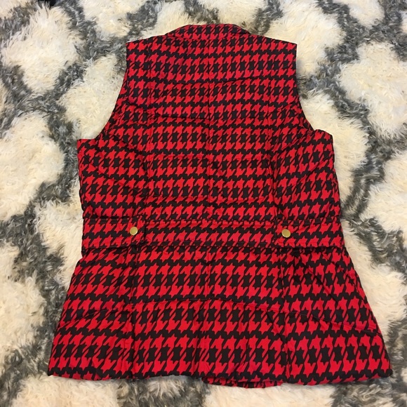 Red and Black Madison Vest - Picture 3 of 4