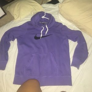 Nike funnel hoodie