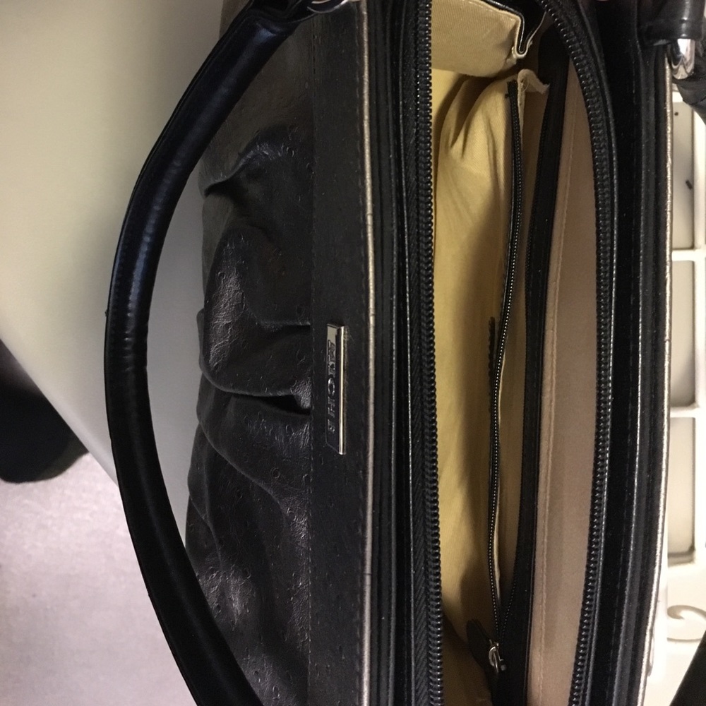 Handbag - Picture 2 of 3